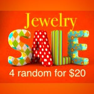 Random 4 pieces of jewelry